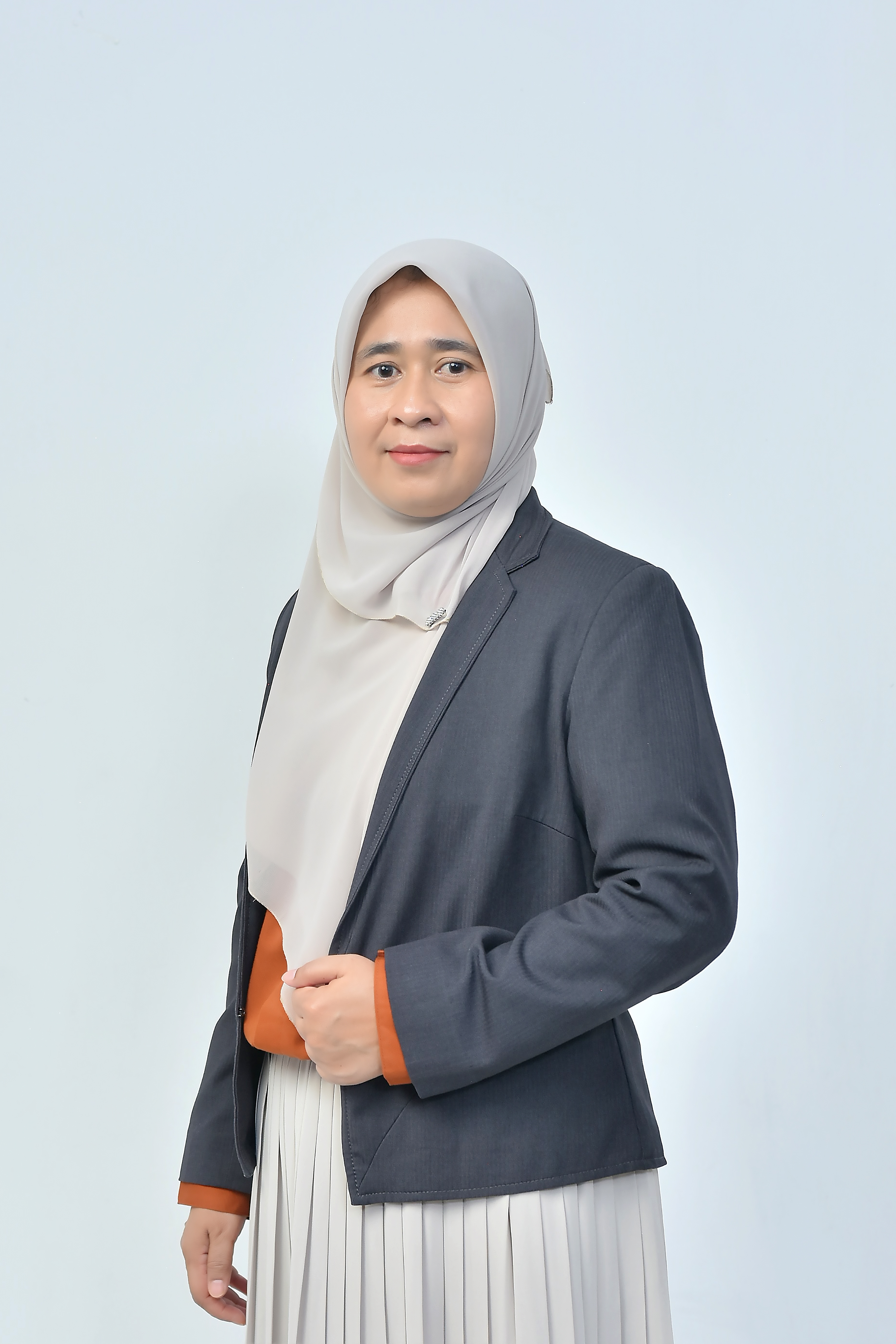 Foto Prof. Tuty Anggraini, S.T.P, M.P, Ph.D.